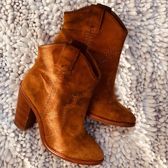 💕Joie suede ankle bootie sz 6 💕 - Picture 3 of 8